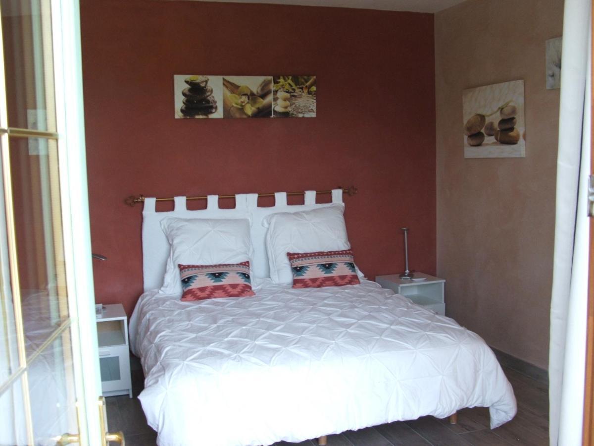 Villa La Zénitude à Les Lèches Extérieur photo